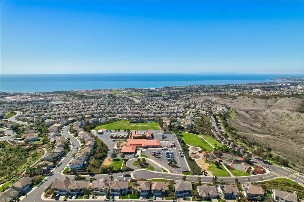 2144 Camino Laurel, San Clemente, California 92673 home-pic-54