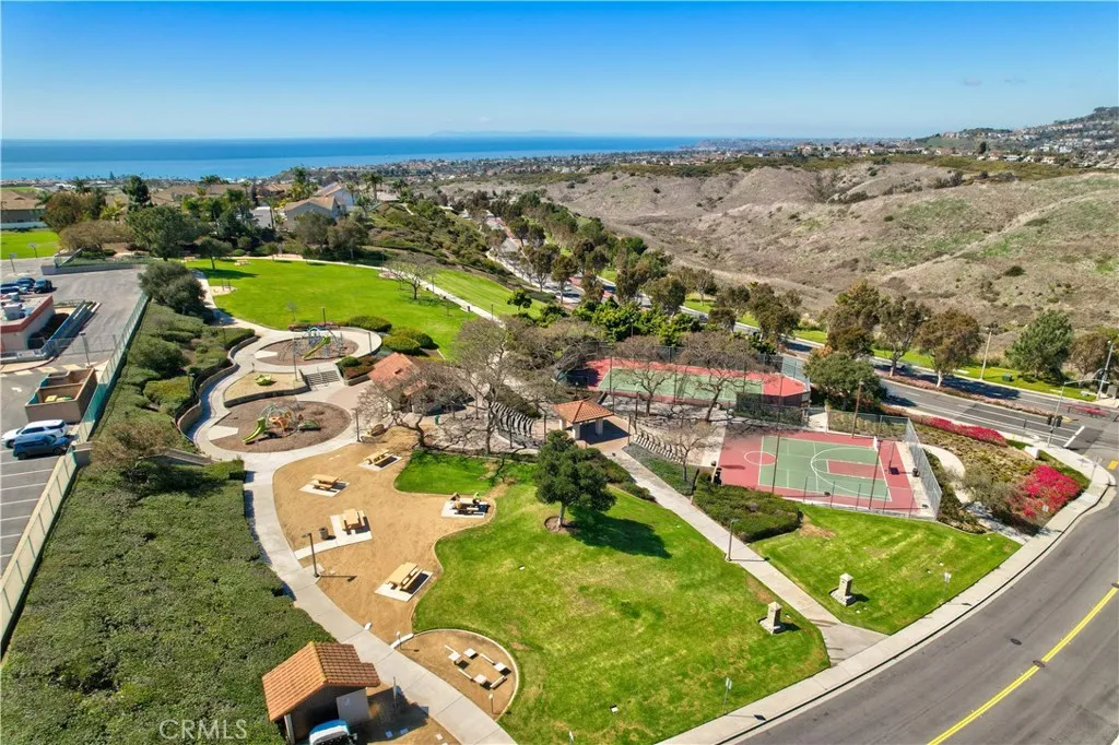 2144 Camino Laurel, San Clemente, California 92673 home-pic-51