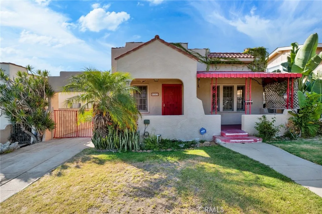 637 E Fairmount Road, Burbank, California 91501 home-pic-5