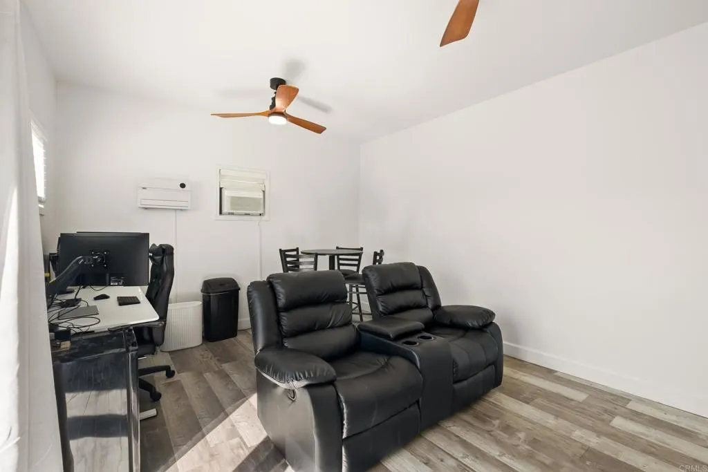 10274 Madrid Way, Spring Valley, California 91977 home-pic-25