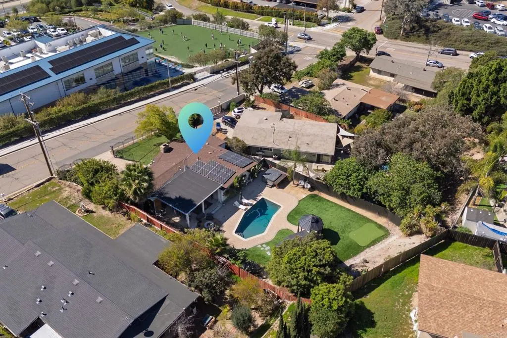 10274 Madrid Way, Spring Valley, California 91977 home-pic-5