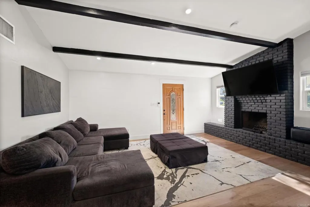 10274 Madrid Way, Spring Valley, California 91977 home-pic-39