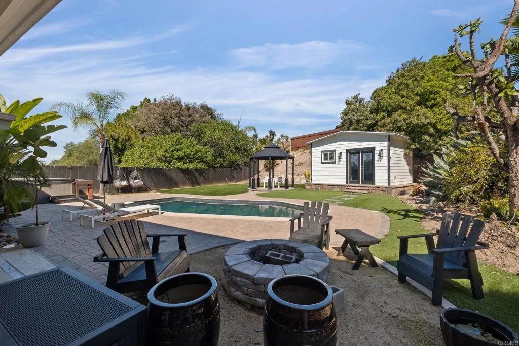 10274 Madrid Way, Spring Valley, California 91977 home-pic-3