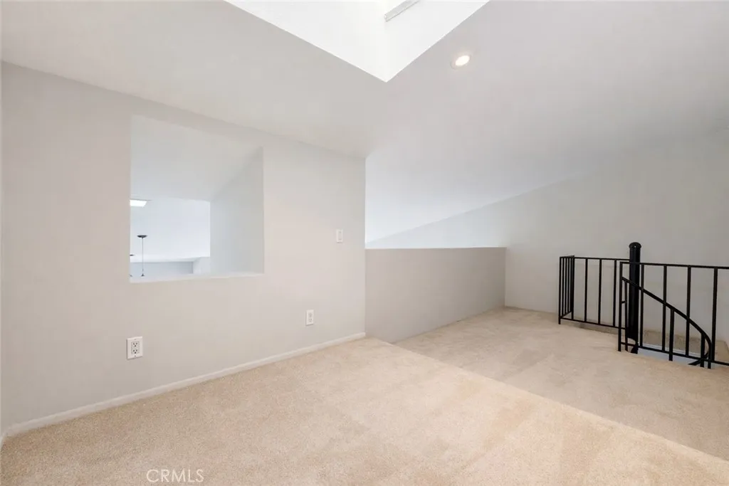 10520 Lakeside N L, Garden Grove, California 92840 home-pic-12