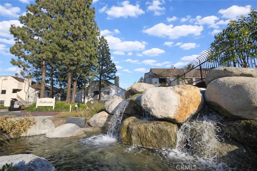 10520 Lakeside N L, Garden Grove, California 92840 home-pic-37