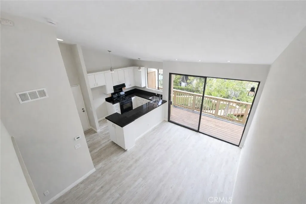 10520 Lakeside N L, Garden Grove, California 92840 home-pic-16