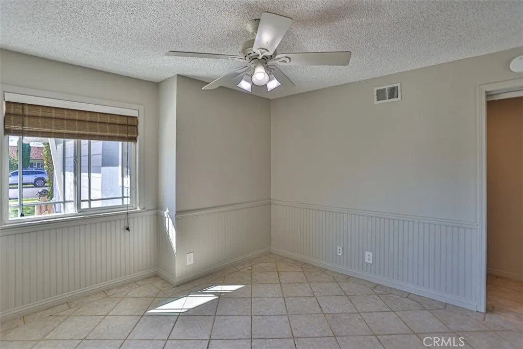 18440 Tamarind, Fountain Valley, California 92708 home-pic-11