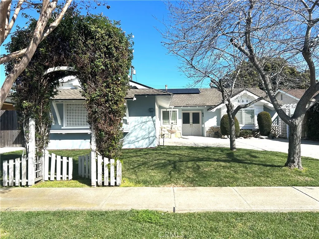 18440 Tamarind, Fountain Valley, California 92708 home-pic-3