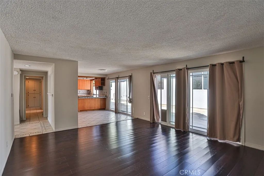 18440 Tamarind, Fountain Valley, California 92708 home-pic-24