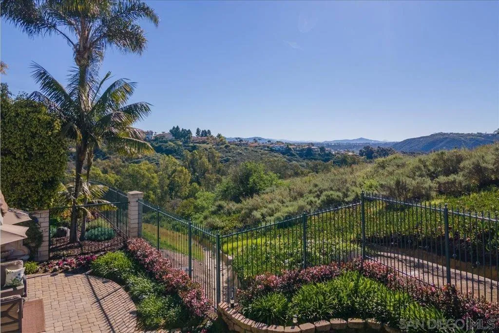 , Carlsbad, California 92011 home-pic-70