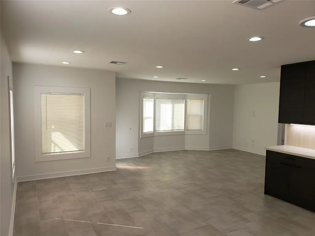 6550 Balboa, Van Nuys, California 91406 home-pic-26