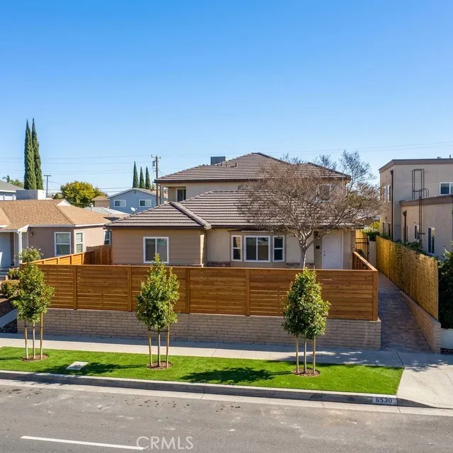 6550 Balboa, Van Nuys, California 91406 home-pic-1