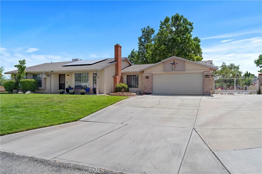 36916 95th Street E, Littlerock, California 93543 home-pic-1