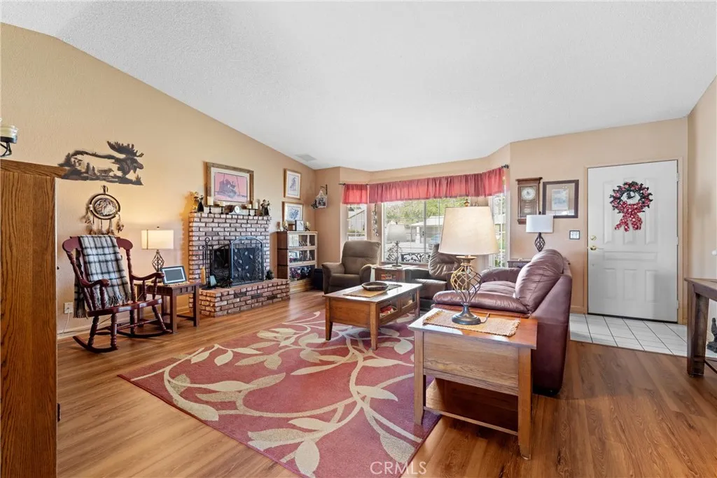 36916 95th Street E, Littlerock, California 93543 home-pic-4