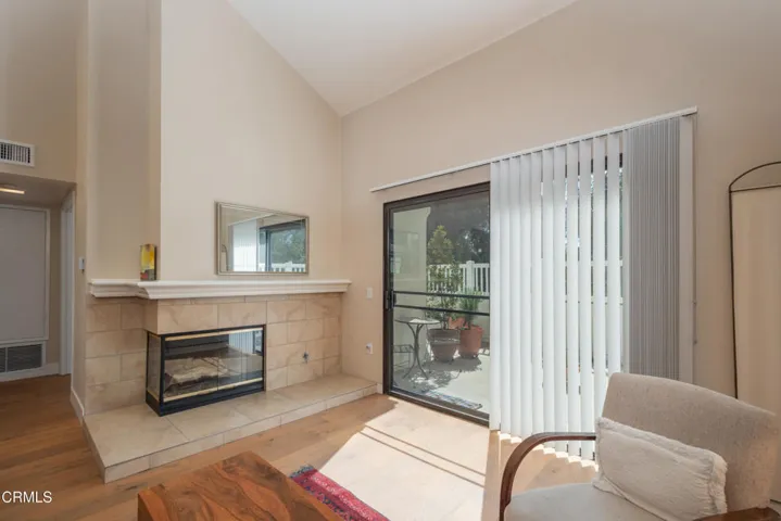 FIREPLACE IN LIVING ROOM