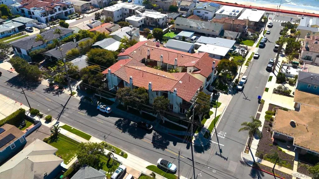 175 Maple Ave 4, Carlsbad, California 92008 home-pic-37