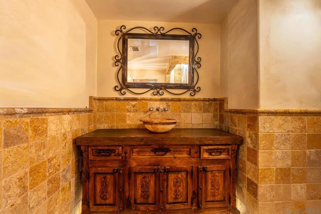 175 Maple Ave 4, Carlsbad, California 92008 home-pic-19