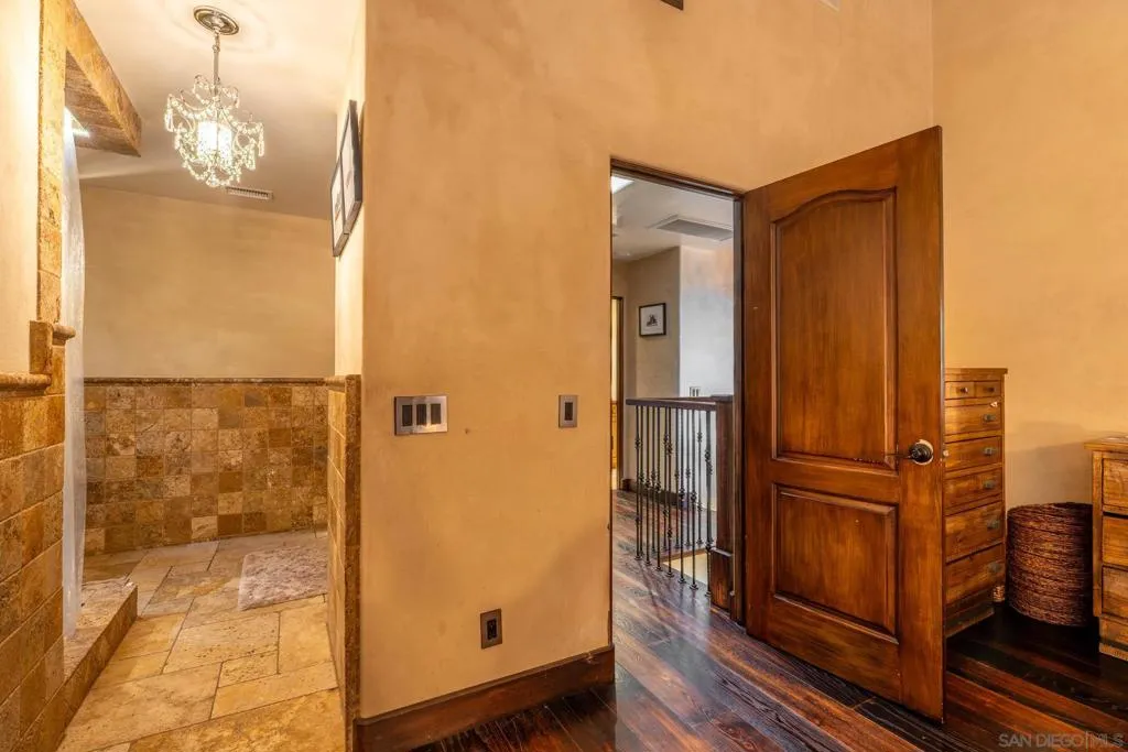175 Maple Ave 4, Carlsbad, California 92008 home-pic-12