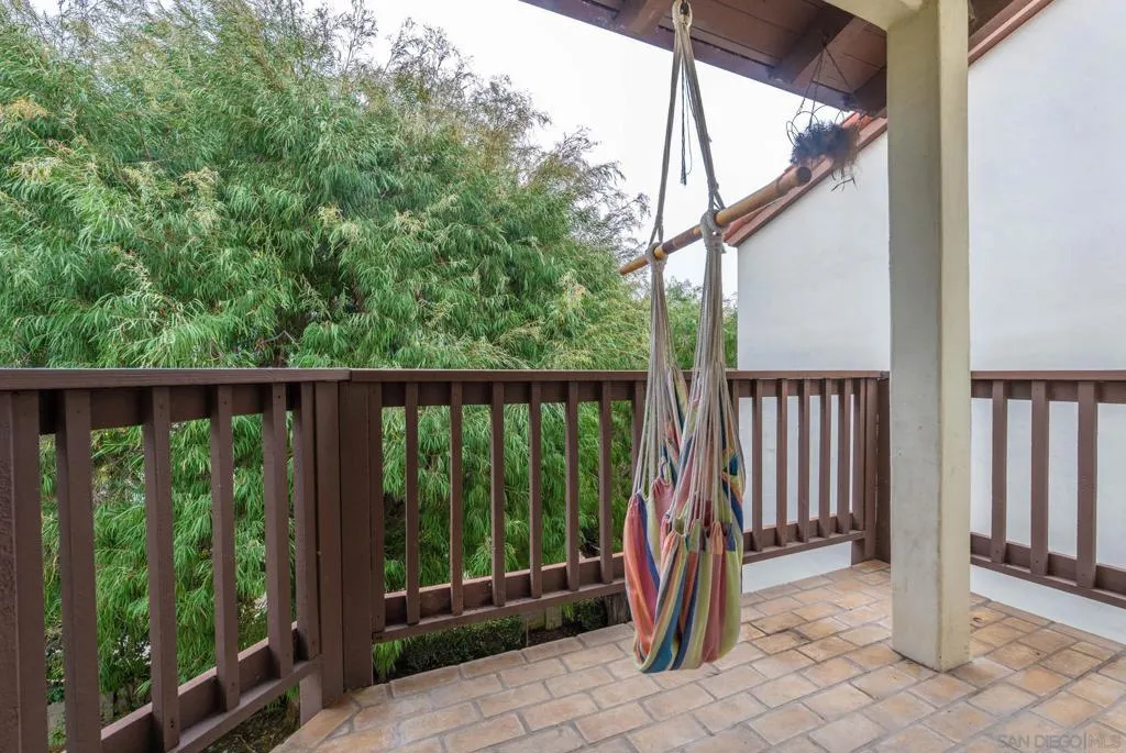 175 Maple Ave 4, Carlsbad, California 92008 home-pic-17