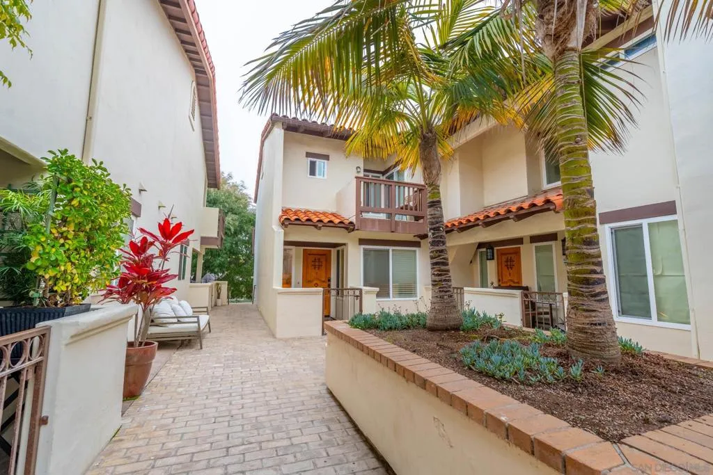 175 Maple Ave 4, Carlsbad, California 92008 home-pic-27