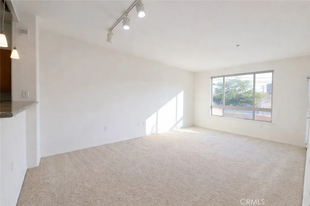 100 S Alameda 162, Los Angeles, California 90012 home-pic-5