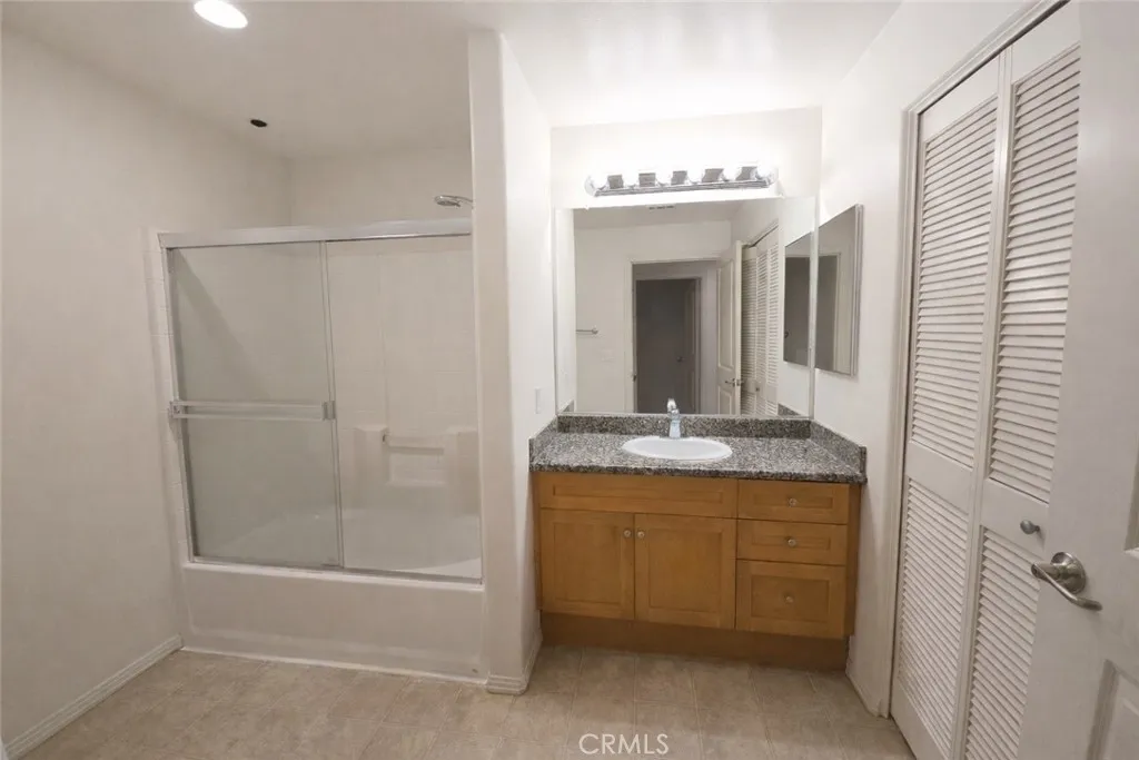 100 S Alameda 162, Los Angeles, California 90012 home-pic-10