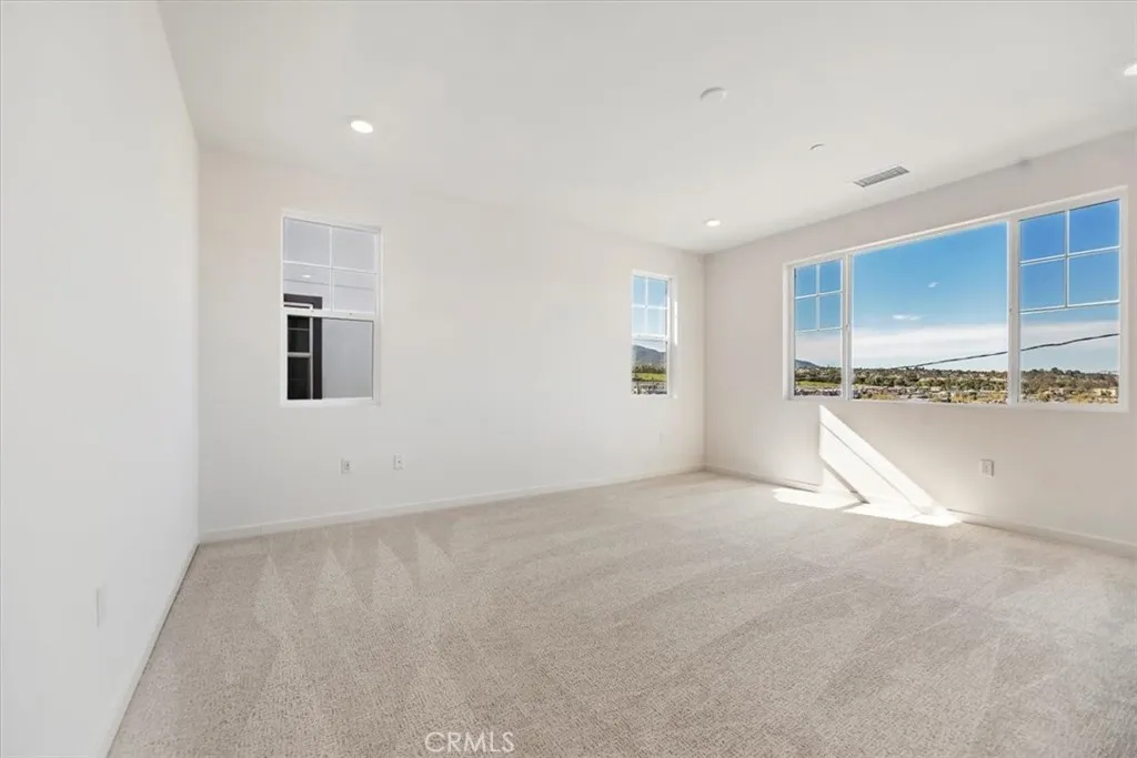 3730 Crossen Drive, Corona, California 92883 home-pic-13