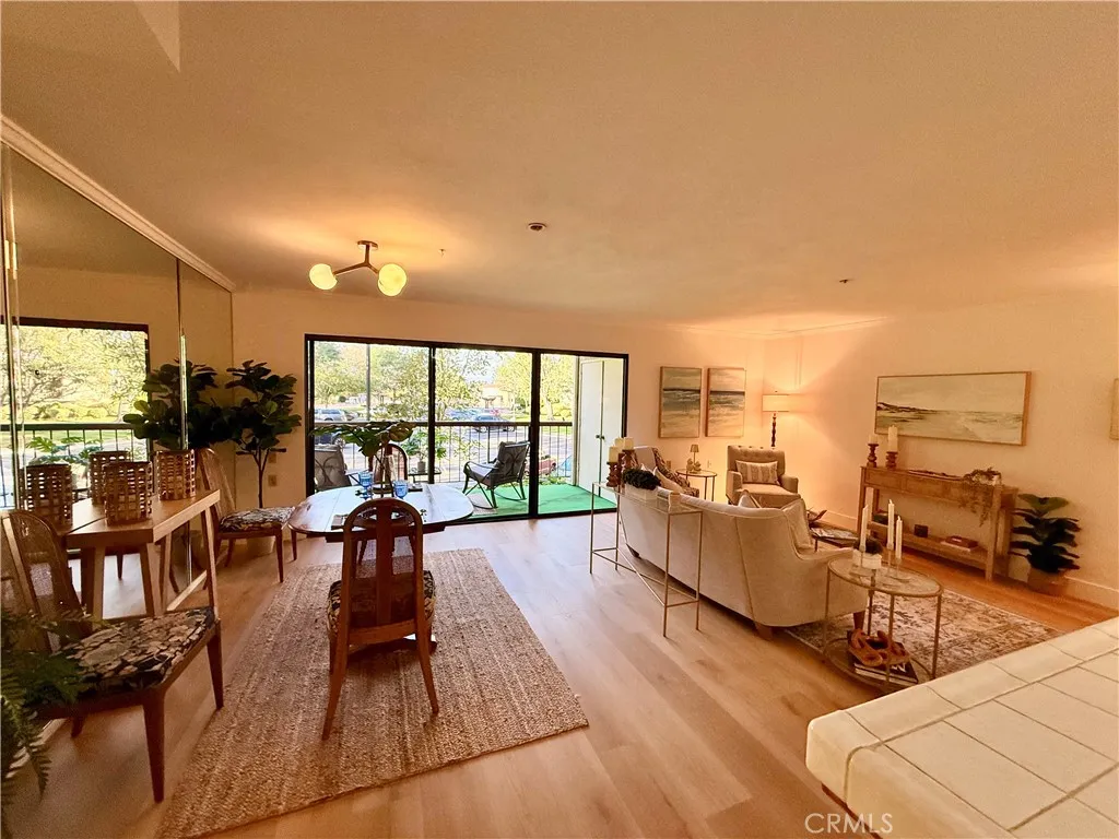 13601 Del Monte Drive 54a, Seal Beach, California 90740 home-pic-10