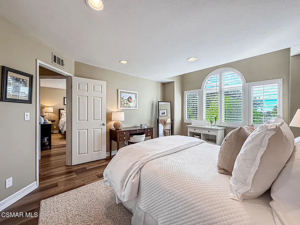 628 Silverwheel Place, Newbury Park, California 91320 home-pic-34