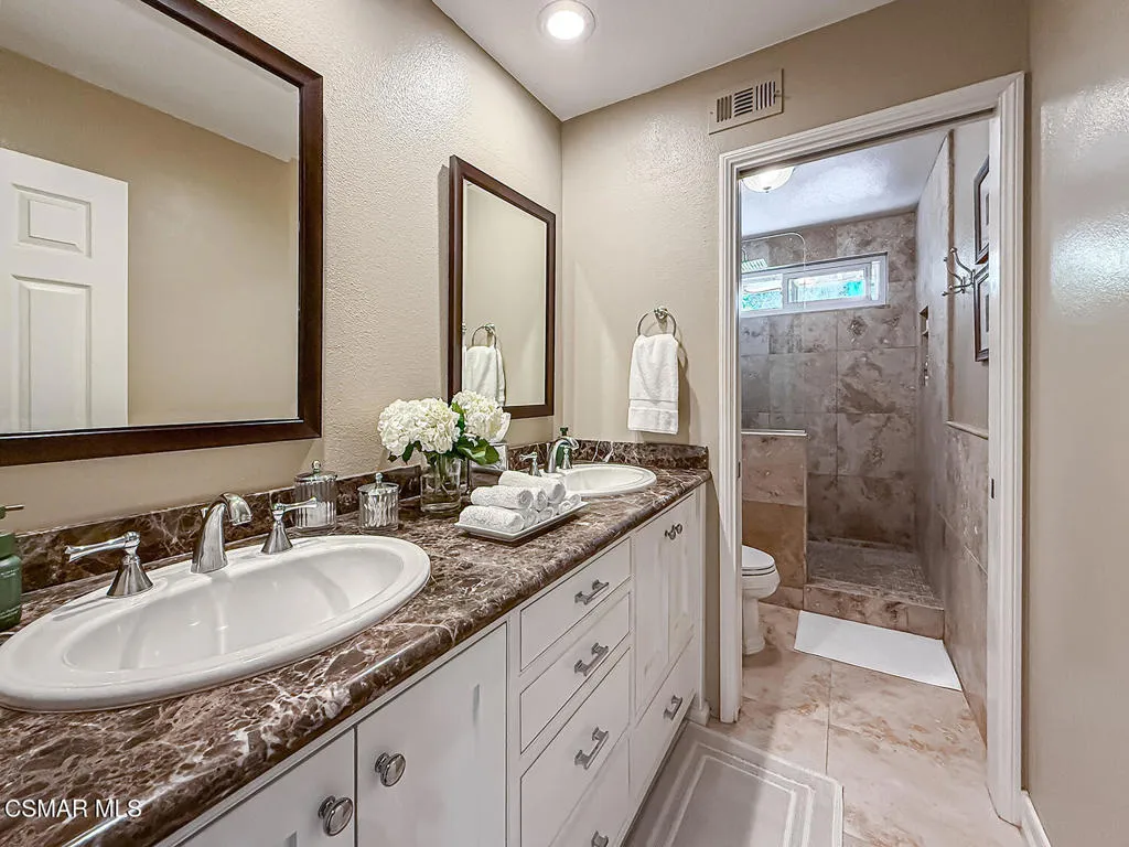 628 Silverwheel Place, Newbury Park, California 91320 home-pic-36