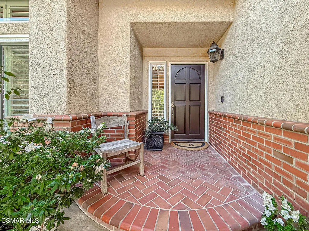 628 Silverwheel Place, Newbury Park, California 91320 home-pic-6