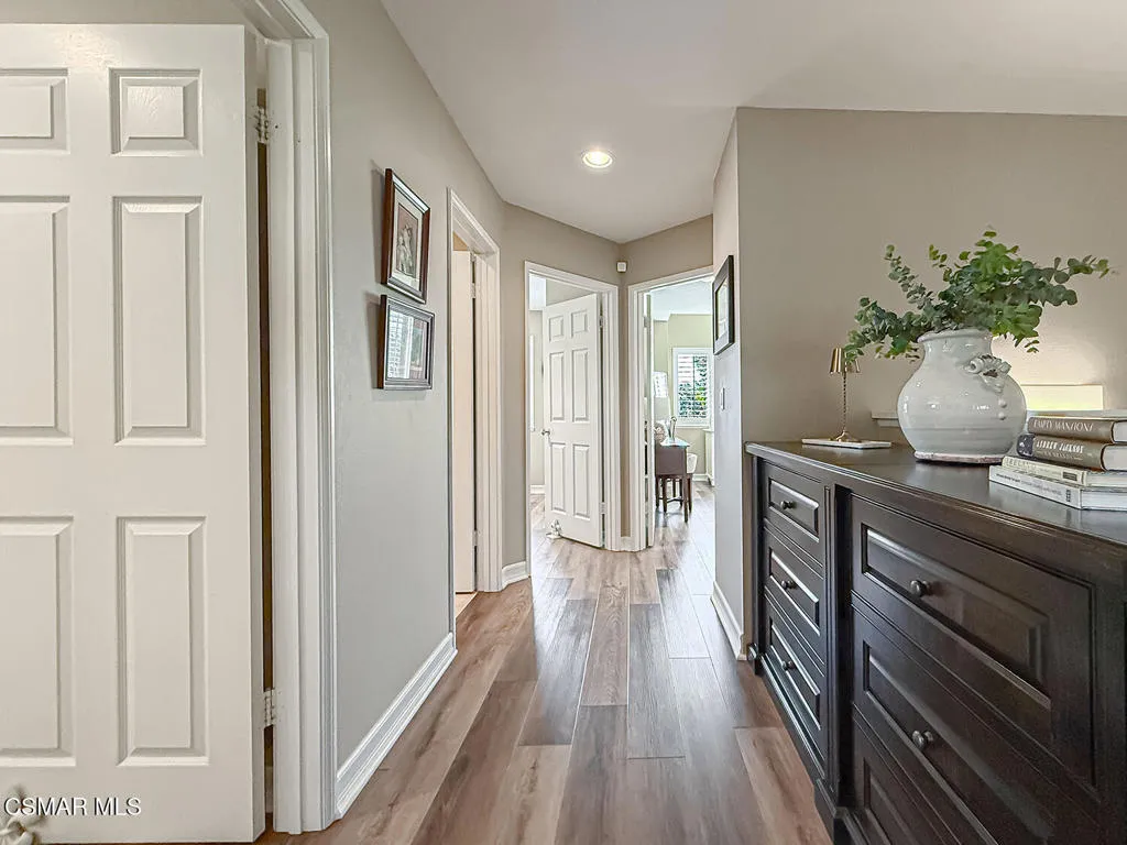 628 Silverwheel Place, Newbury Park, California 91320 home-pic-32