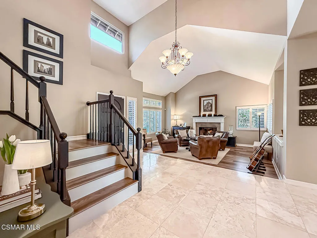 628 Silverwheel Place, Newbury Park, California 91320 home-pic-12