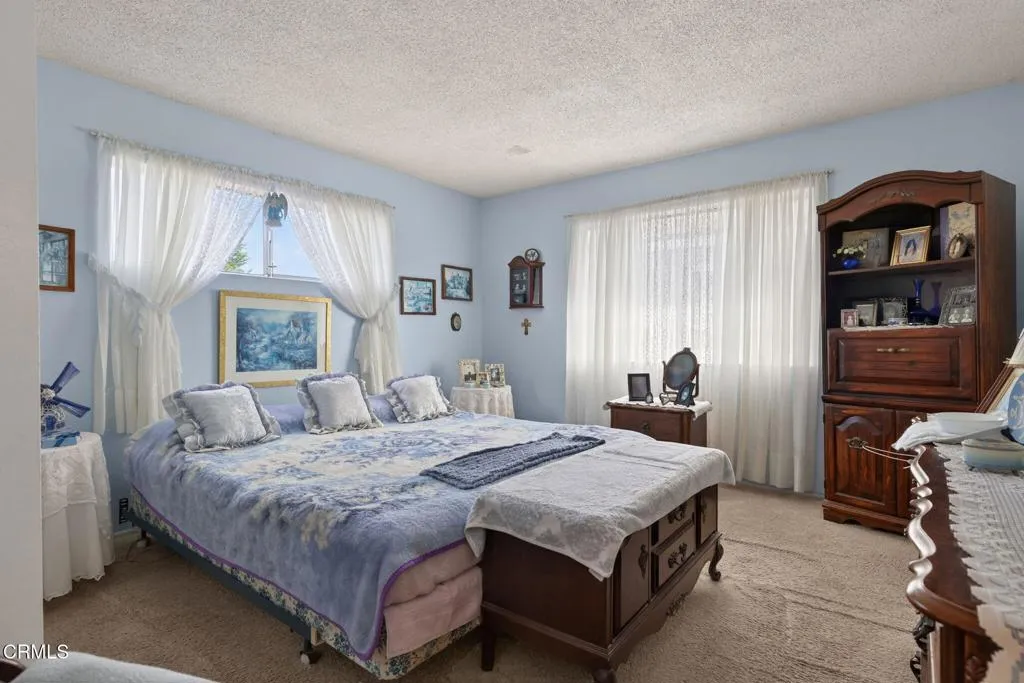 729 Ivywood Drive, Oxnard, California 93030 home-pic-39