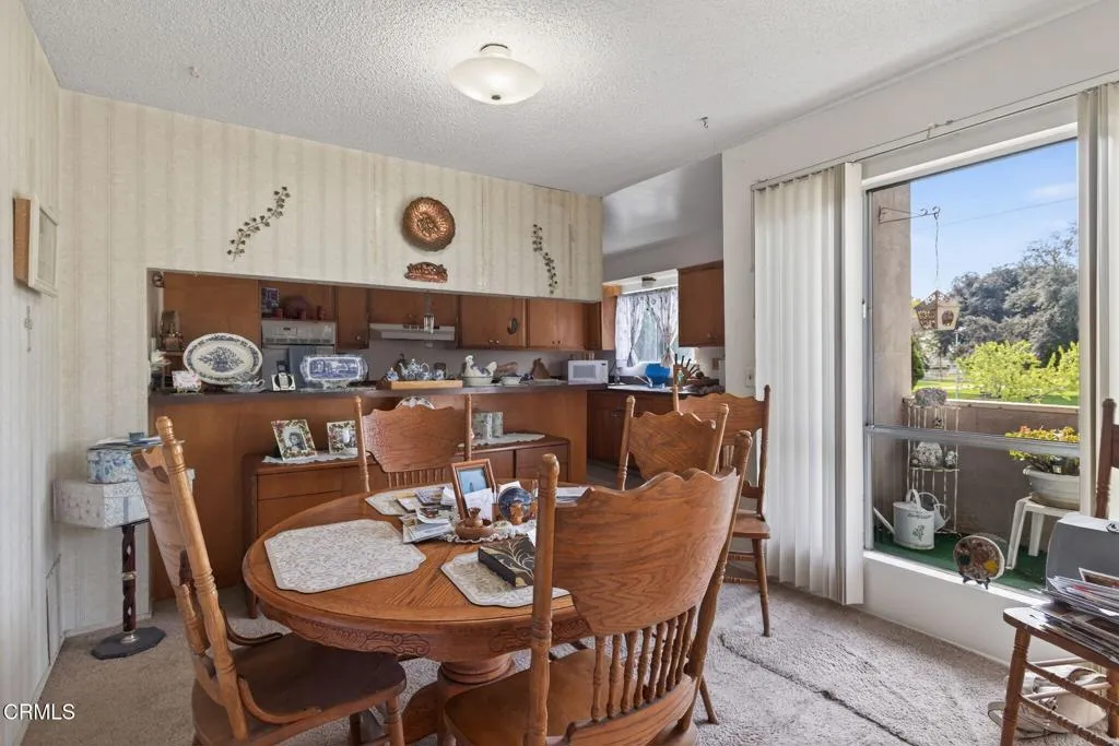 729 Ivywood Drive, Oxnard, California 93030 home-pic-35