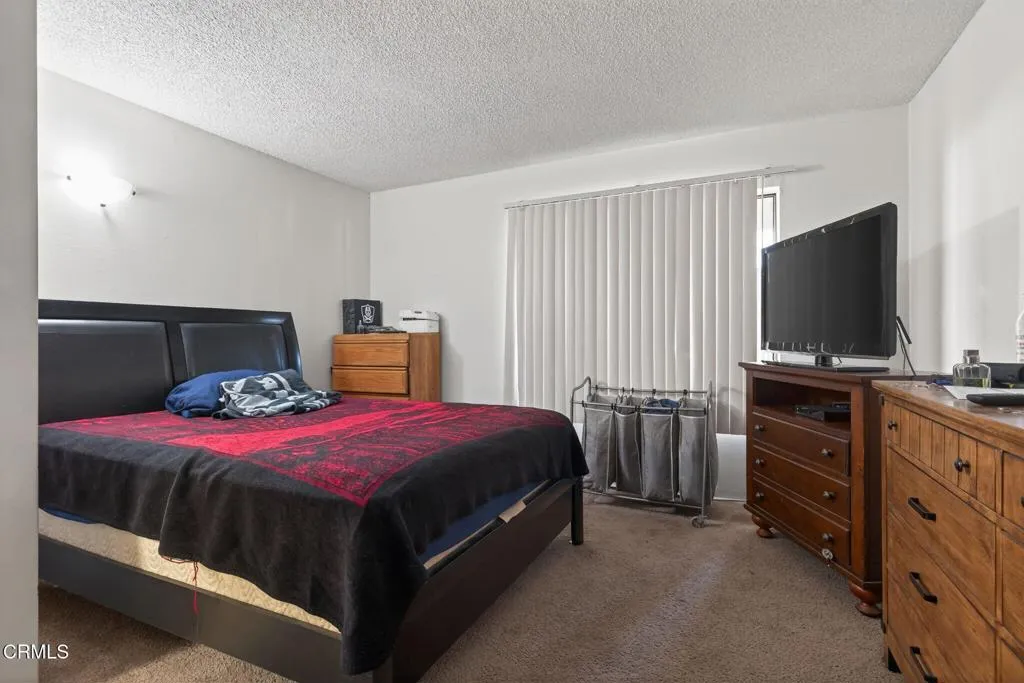 729 Ivywood Drive, Oxnard, California 93030 home-pic-14