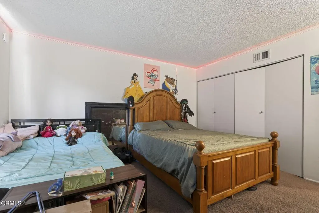 729 Ivywood Drive, Oxnard, California 93030 home-pic-27