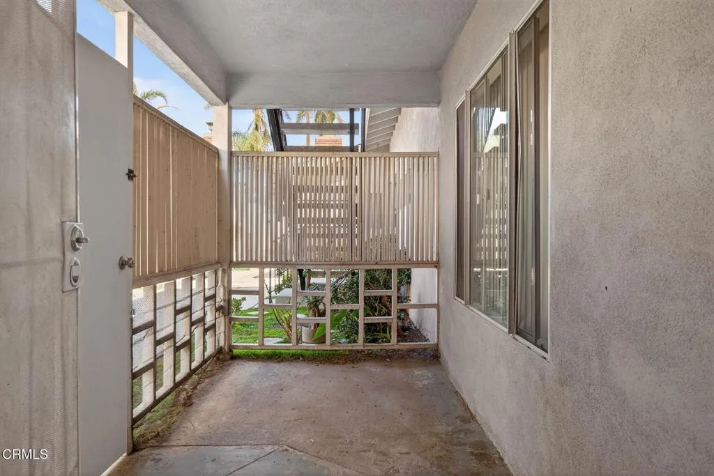 729 Ivywood Drive, Oxnard, California 93030 home-pic-16