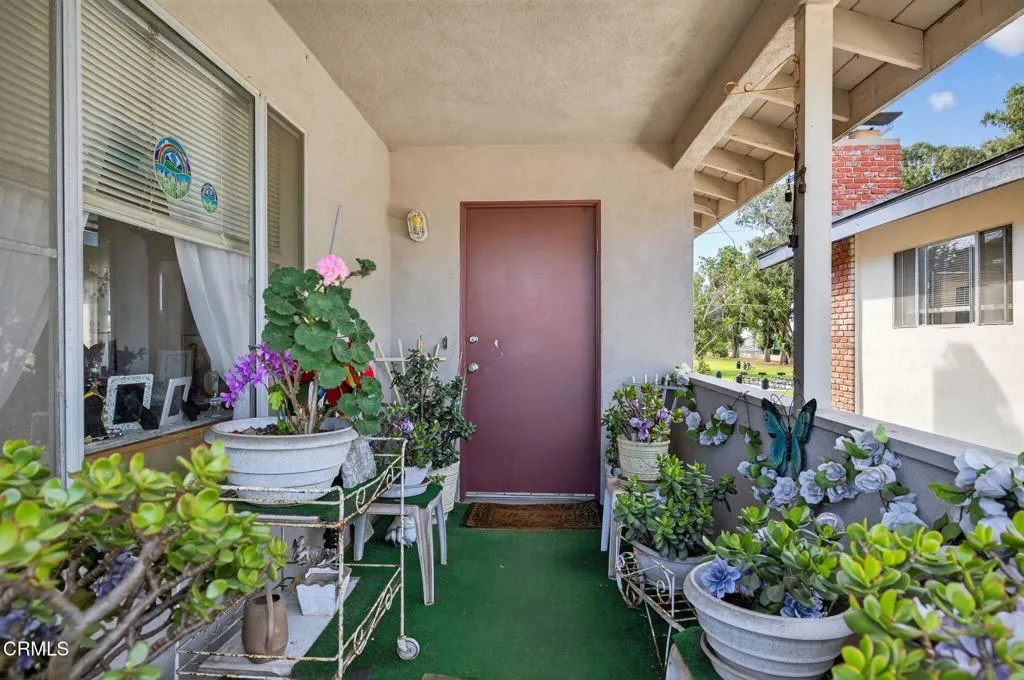 729 Ivywood Drive, Oxnard, California 93030 home-pic-33