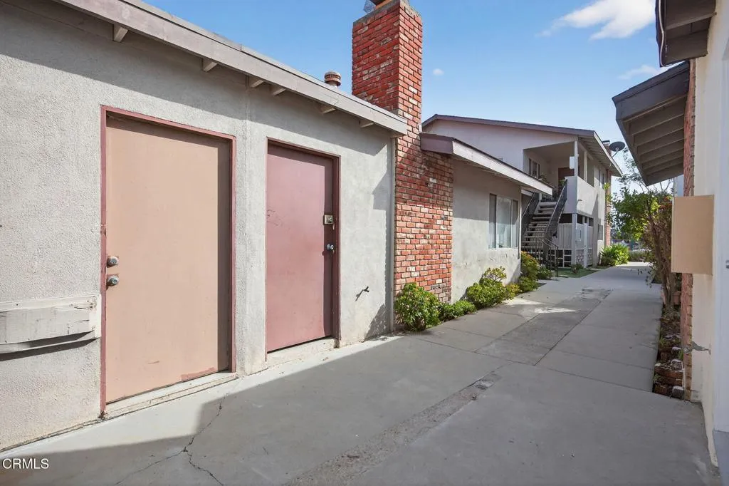 729 Ivywood Drive, Oxnard, California 93030 home-pic-43