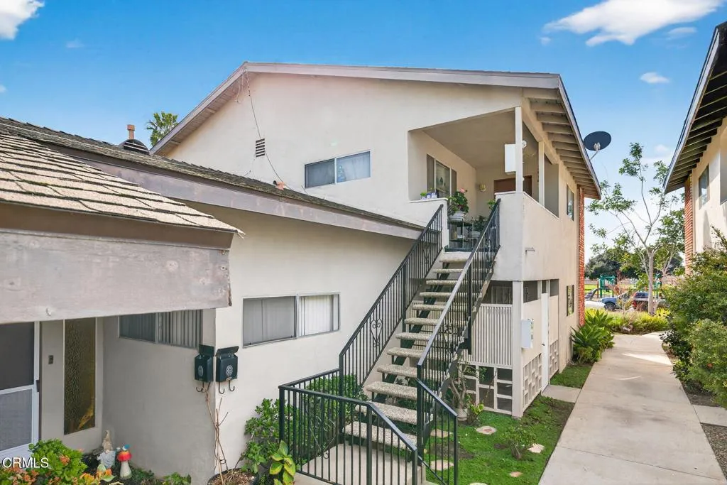 729 Ivywood Drive, Oxnard, California 93030 home-pic-32