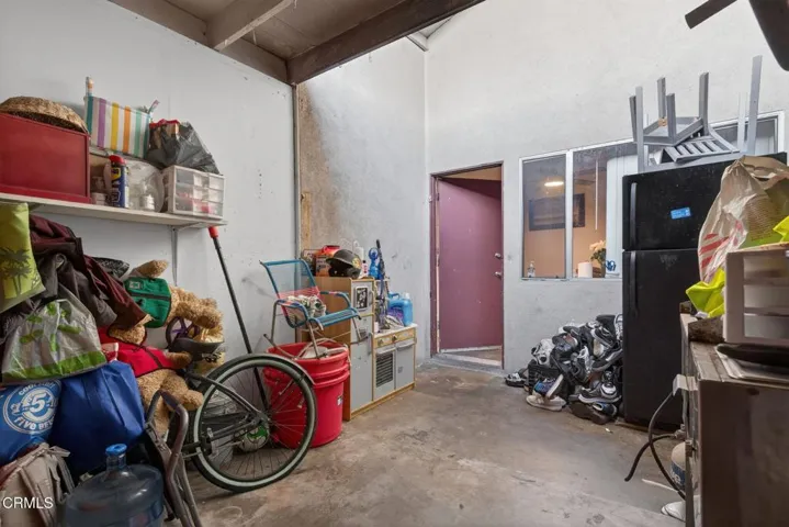 29-web-or-mls-UpmarketMedia-729Ivy-68