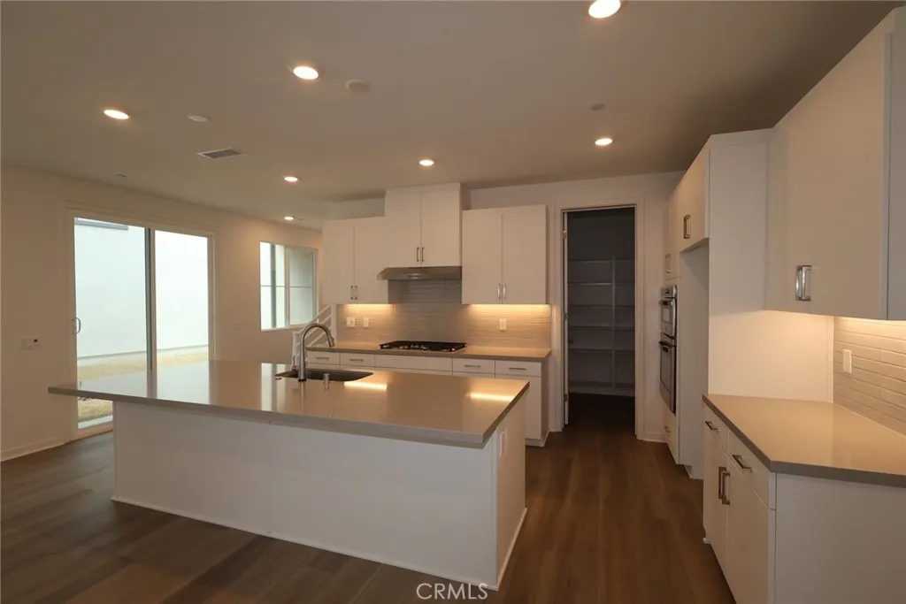 27322 Bear Paw Lane, Valencia, California 91381 home-pic-4