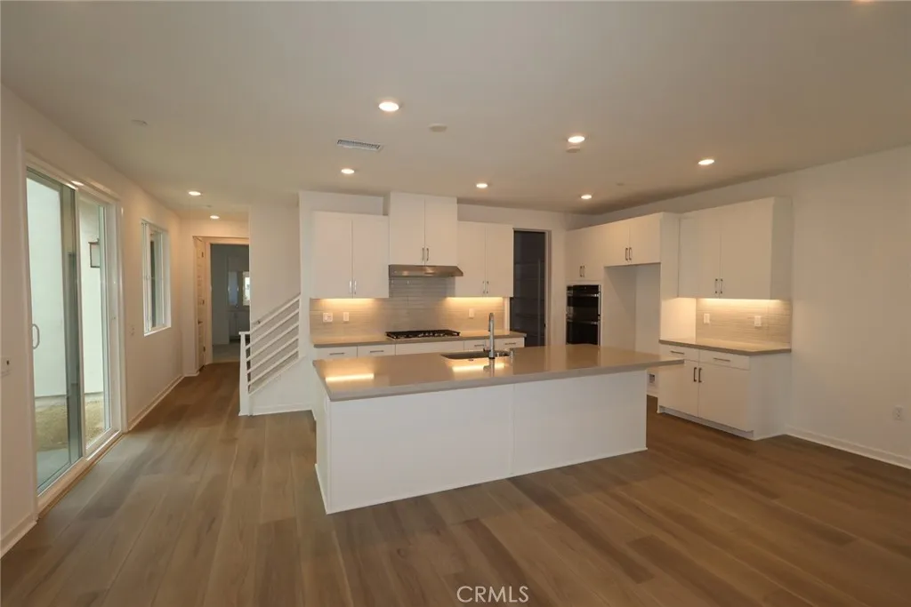 27322 Bear Paw Lane, Valencia, California 91381 home-pic-3
