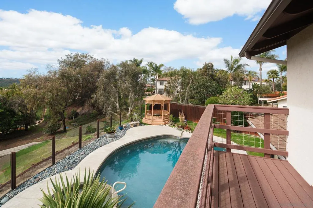 2712 Mateo Pl, Carlsbad, California 92009 home-pic-21