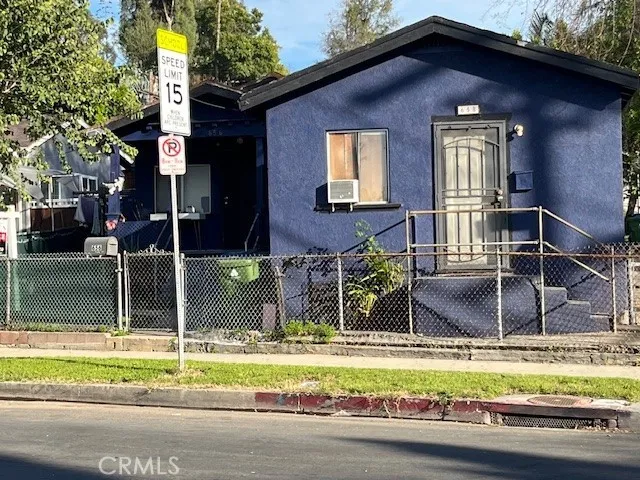 656 S Mott, Los Angeles, California 90023 home-pic-10