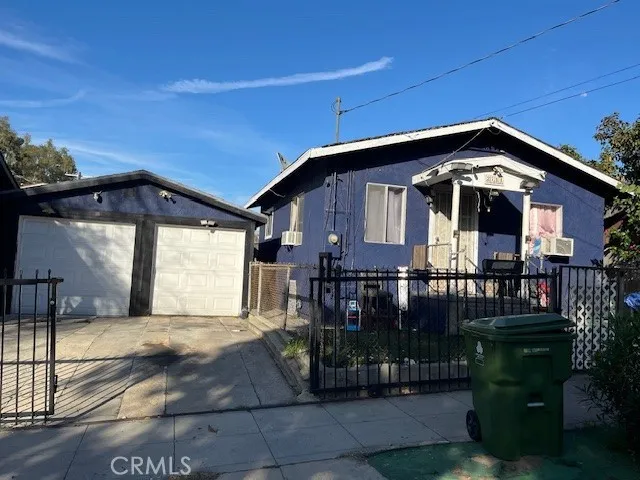 656 S Mott, Los Angeles, California 90023 home-pic-3