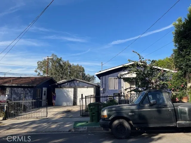 656 S Mott, Los Angeles, California 90023 home-pic-4