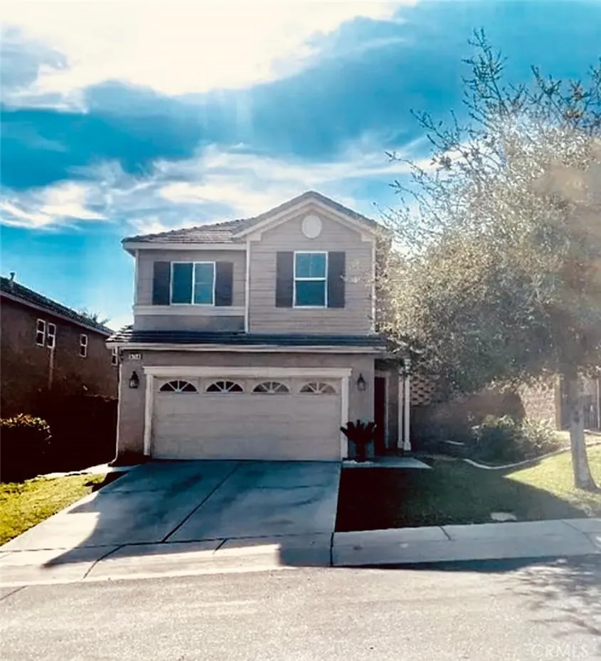 5751 Autumnwood, Jurupa Valley, California 92509 home-pic-1