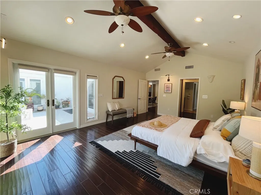 13208 Hansworth Ave, Hawthorne, California 90250 home-pic-8